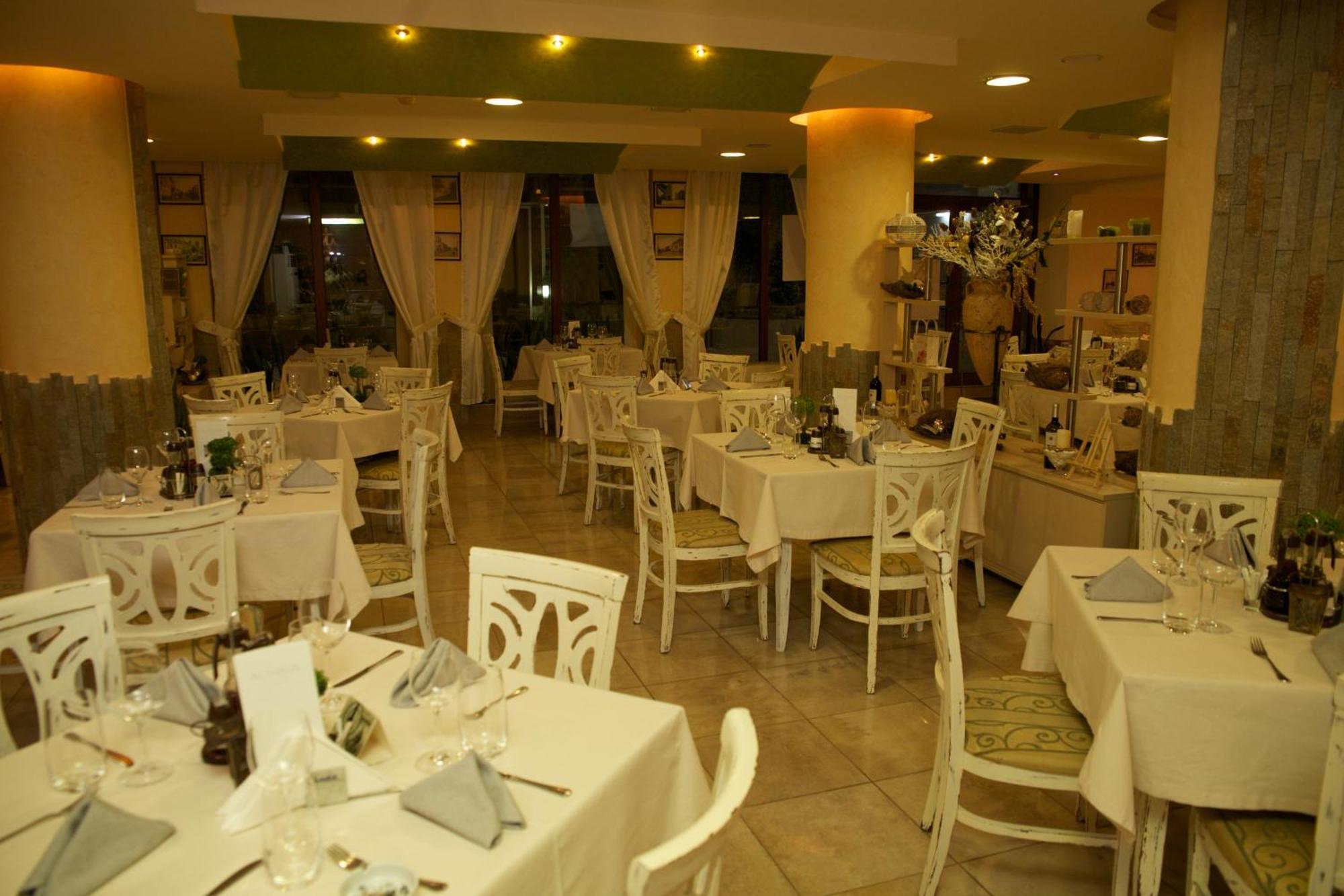 Fors Hotel 2*